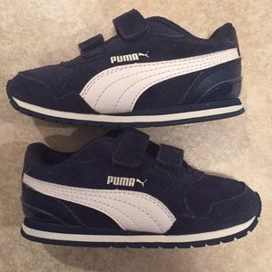 PUMA Street Runner Suede Sneakers LIKE NEW